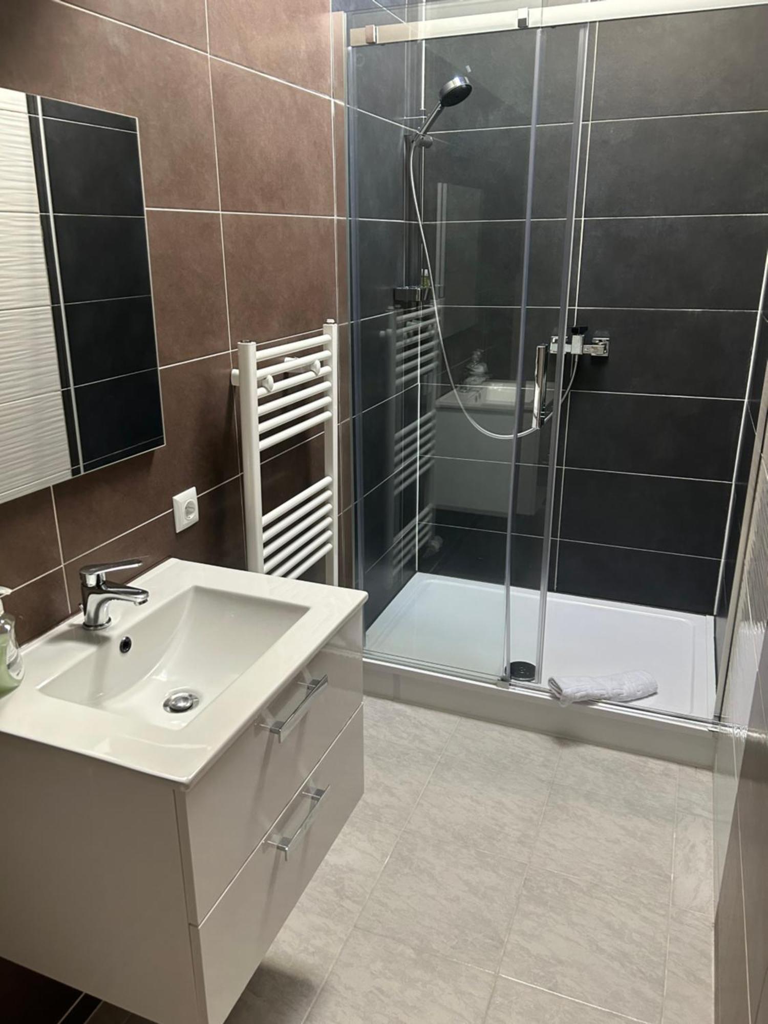 Gaststaette Puetz Hotel Siegen Ngoại thất bức ảnh
