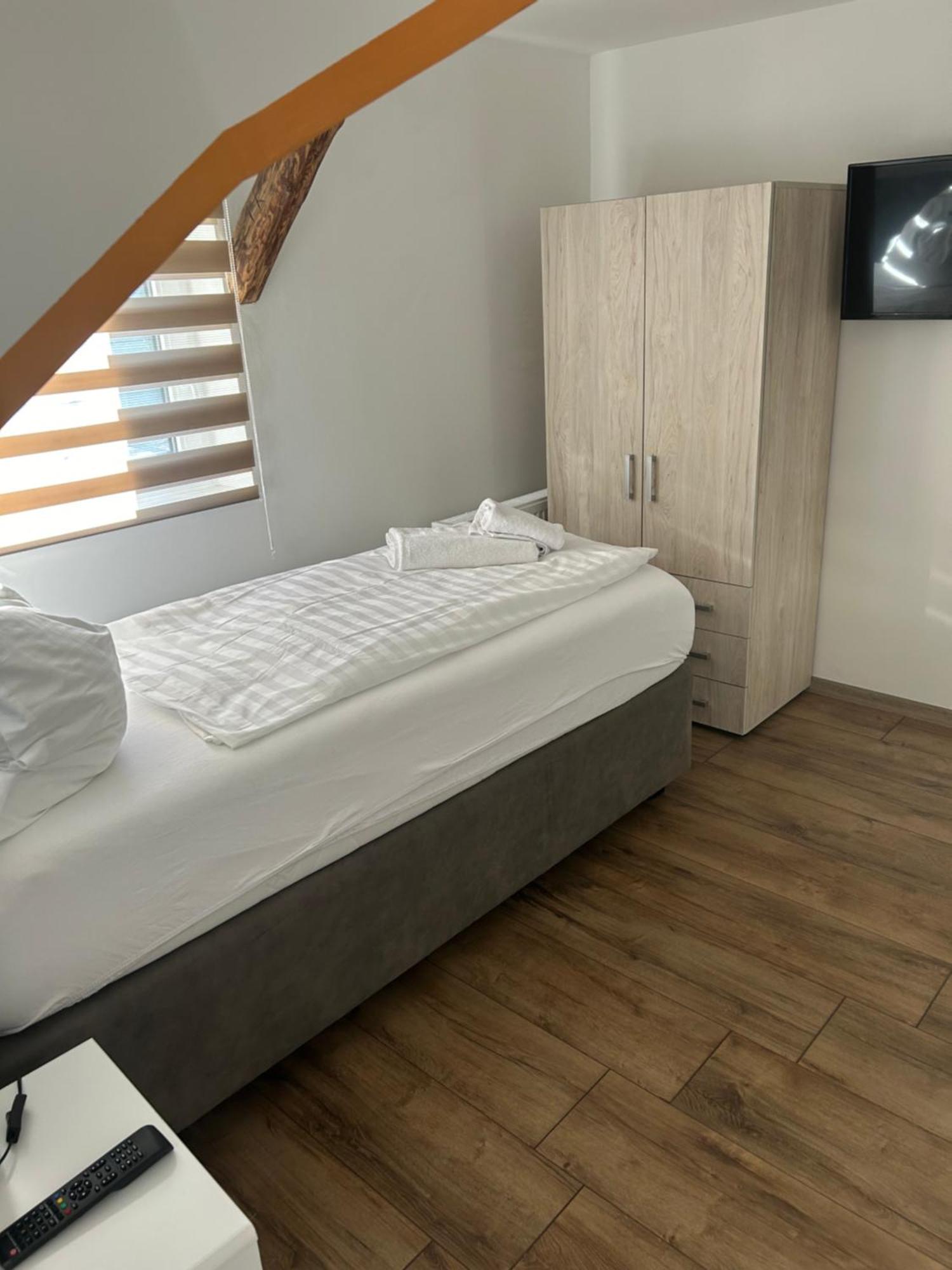 Gaststaette Puetz Hotel Siegen Ngoại thất bức ảnh