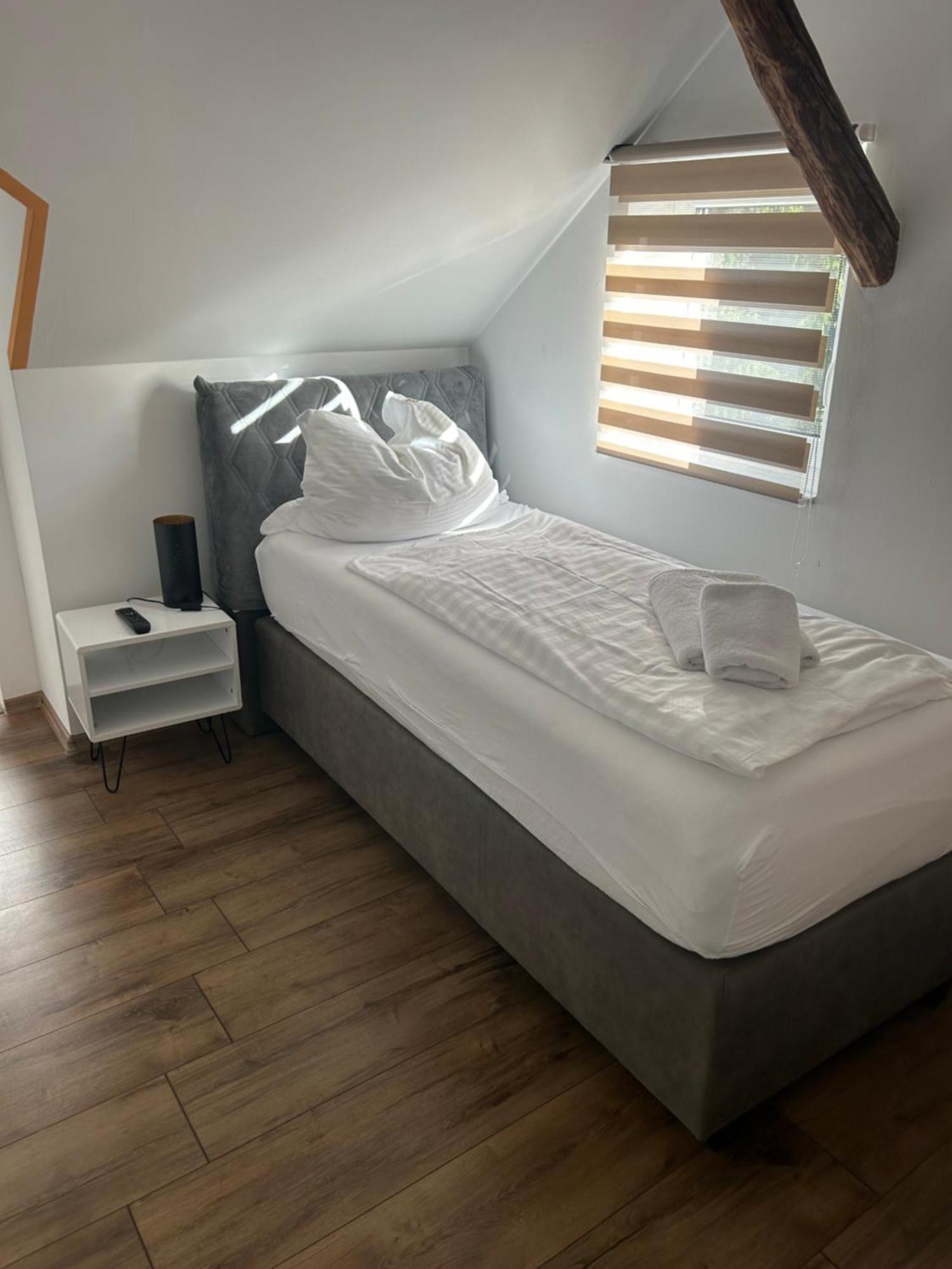 Gaststaette Puetz Hotel Siegen Ngoại thất bức ảnh