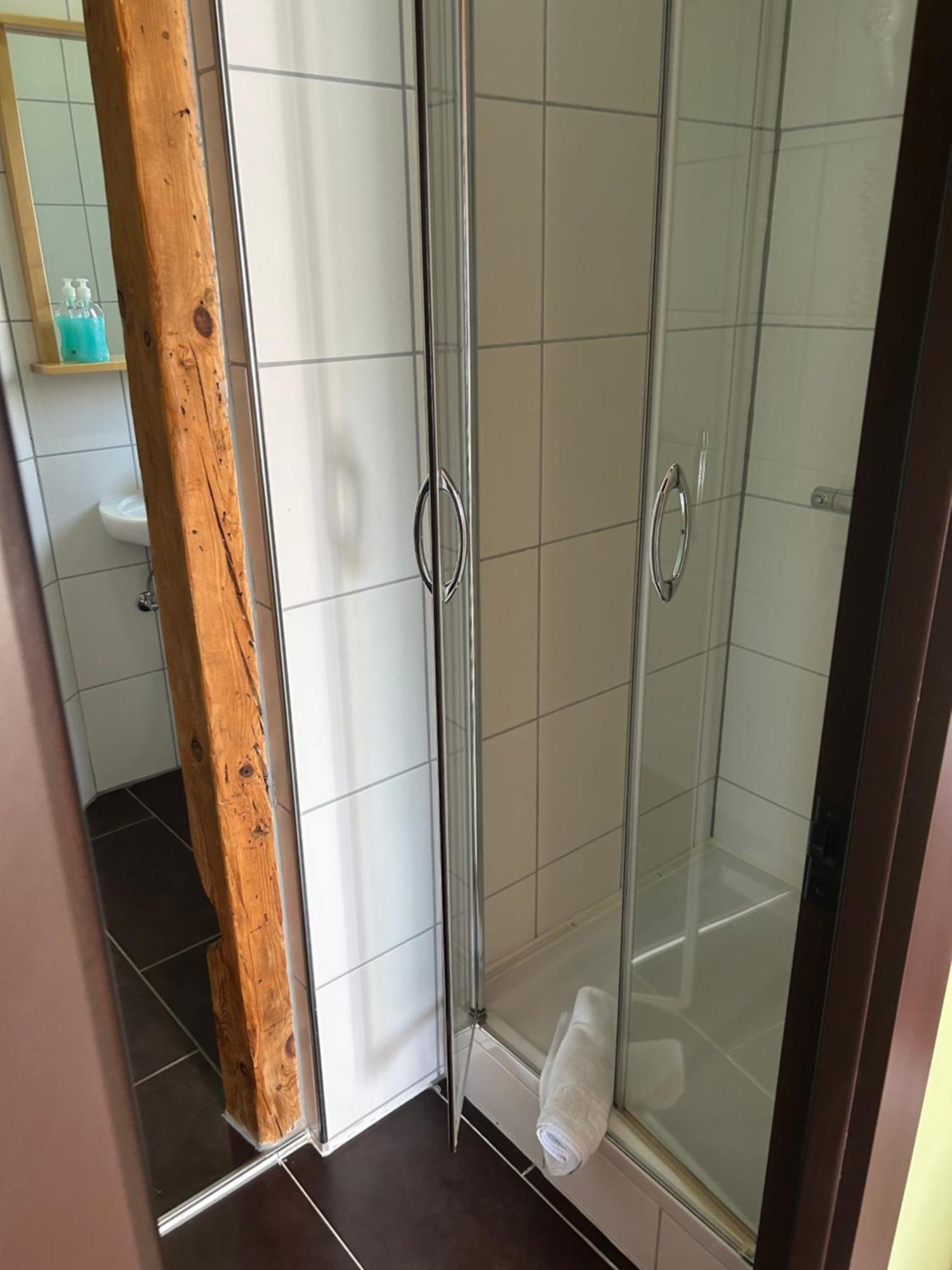 Gaststaette Puetz Hotel Siegen Ngoại thất bức ảnh
