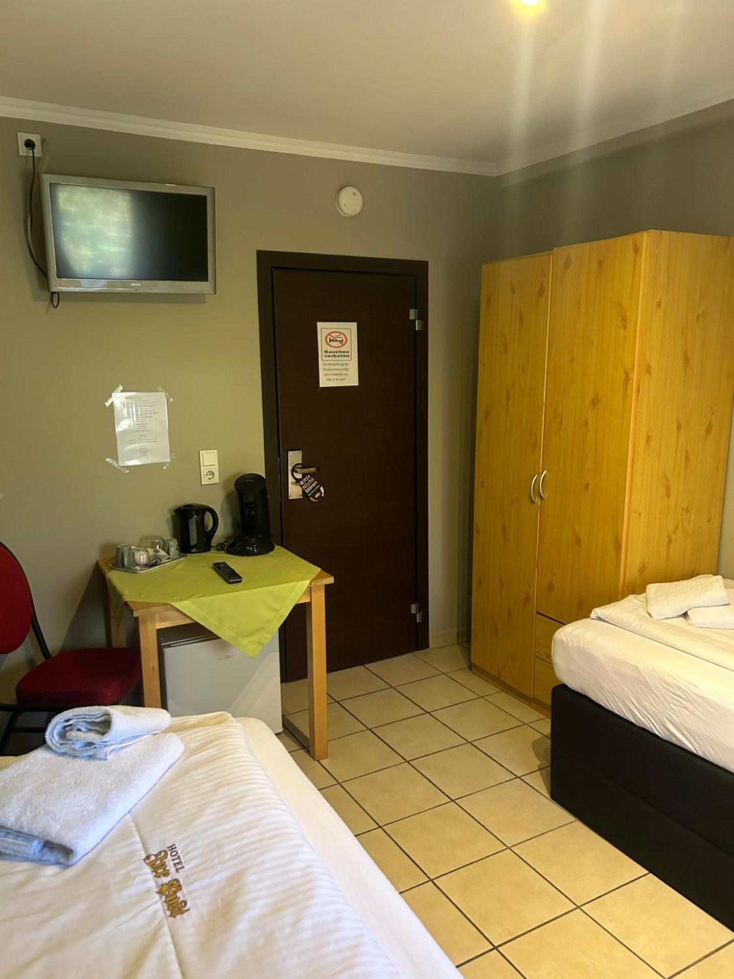 Gaststaette Puetz Hotel Siegen Ngoại thất bức ảnh