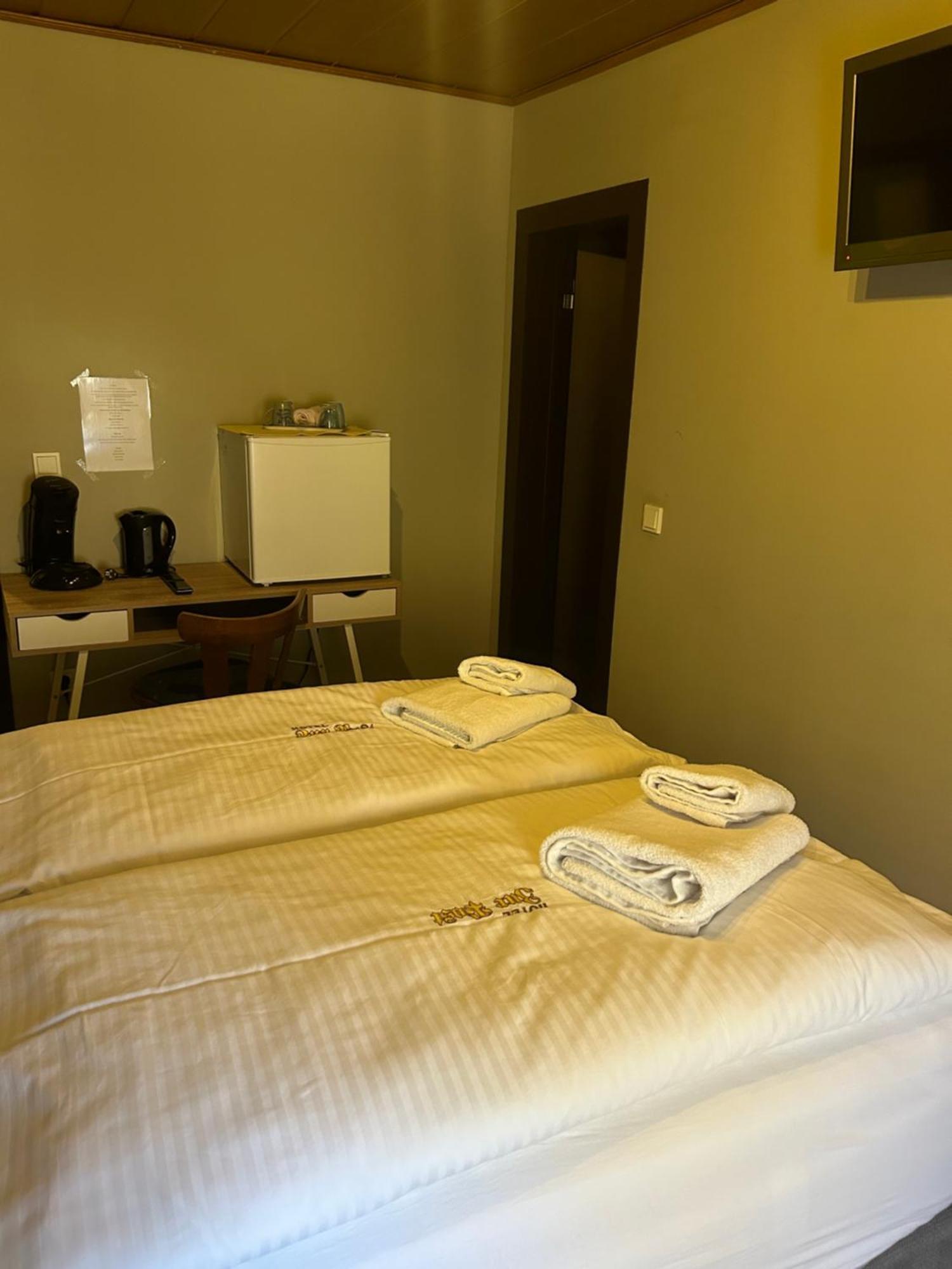 Gaststaette Puetz Hotel Siegen Ngoại thất bức ảnh